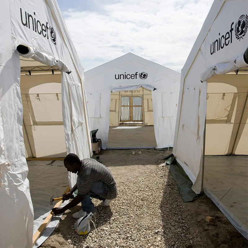 Caighdeán UNICEF 42m² Tent Huggy Ilchuspóireach retardant Dóiteáin