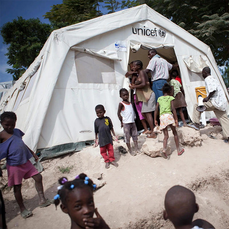 Caighdeán UNICEF 42m² Tent Huggy Ilchuspóireach retardant Dóiteáin