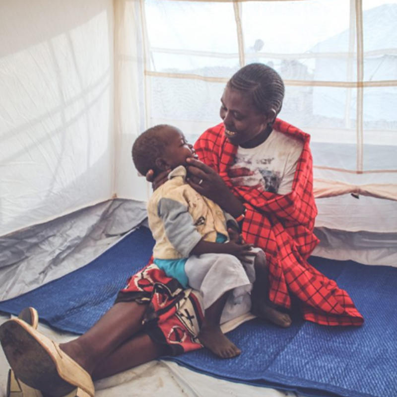 Caighdeán 1 UNHCR Mata Codlata Sintéiseach